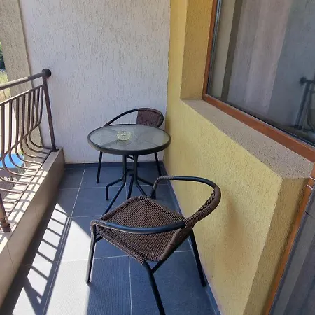 акра-ф ホテル チェルノモレツ