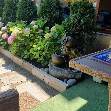 ホテル акра-ф *