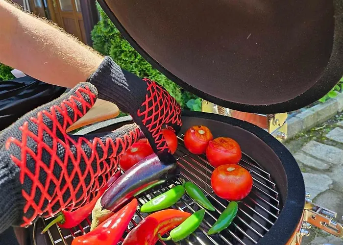 акра-ф צ'רנומורץ