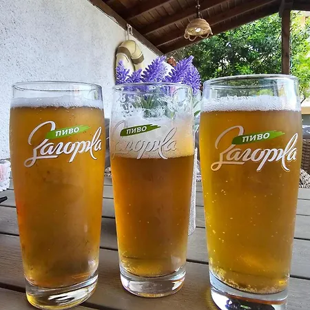 акра-ф * Czernomorec