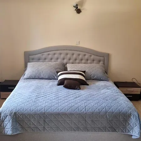 Ξενοδοχείο акра-ф Τσερνομόρετς