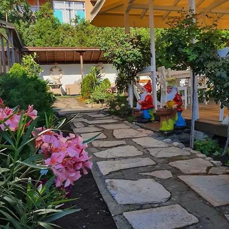 акра-ф * Τσερνομόρετς