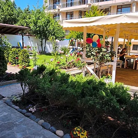 акра-ф Hotell Tjernomorets